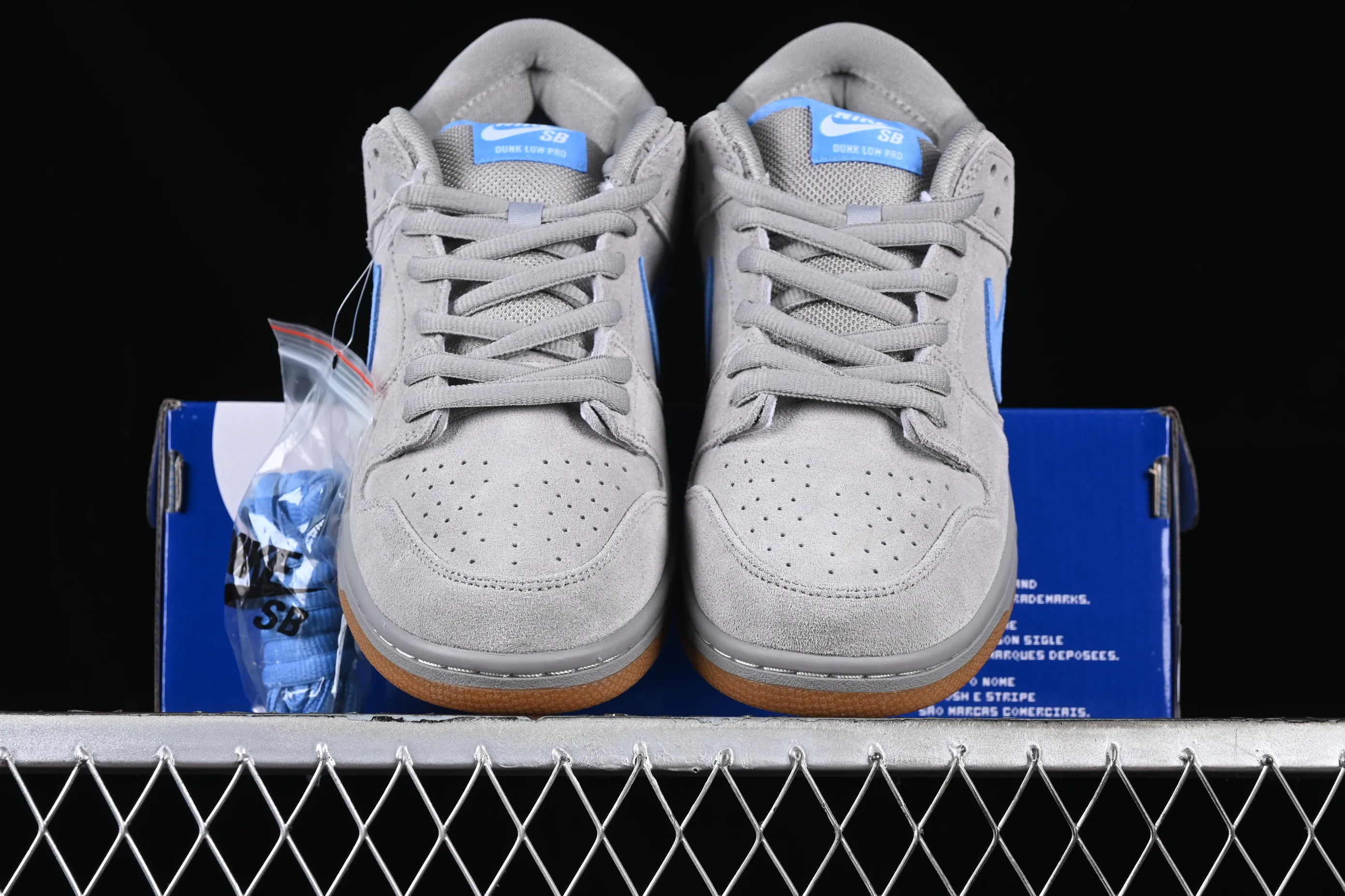 All categories Nk SB Dunk series Nk SB Dunk Low low-top sneakers Nk SB Dunk Low Pro gray blue SB smashed backboard fashion casual sneakers 304292-022